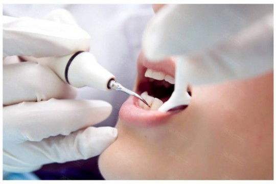 dentist-2014-1211-6