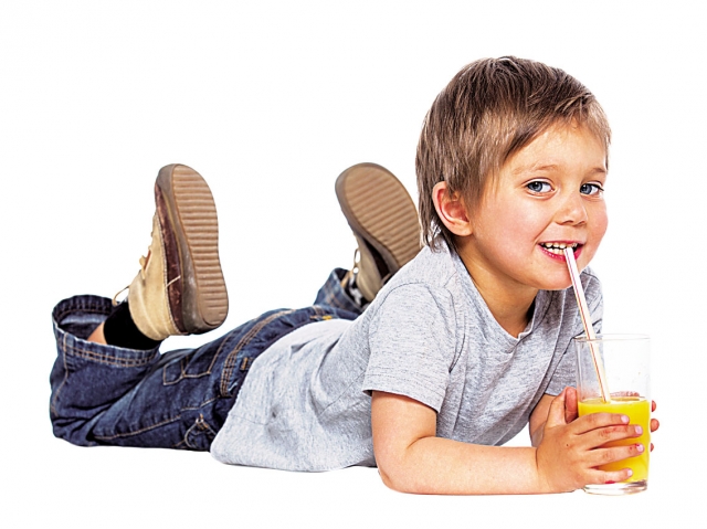 [新聞] 常喝含糖飲料 0~6歲幼兒蛀牙率偏高