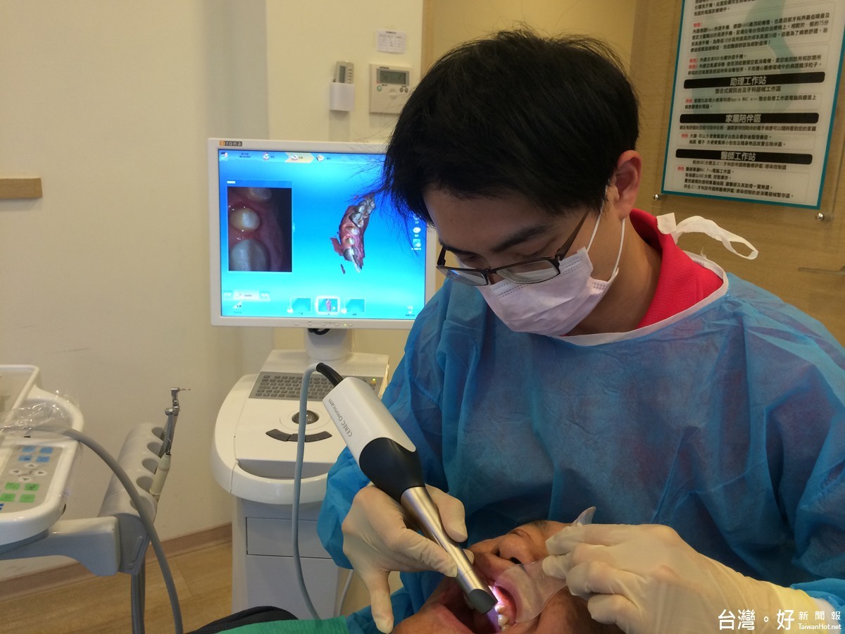 [新聞] 做假牙不合適怎麼辦？　牙醫診所就有牙技師保權益