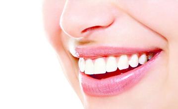[新聞] 牙齒美白方法5個方法幫你擺脫小黃牙