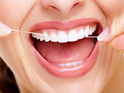 [新聞] 饭后用牙签剔牙最伤牙 如何做好牙齿健康